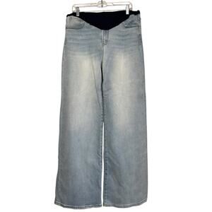 Pink Blush Women’s Light Wash Wide Leg Maternity Jeans Over Bump Size 32 New